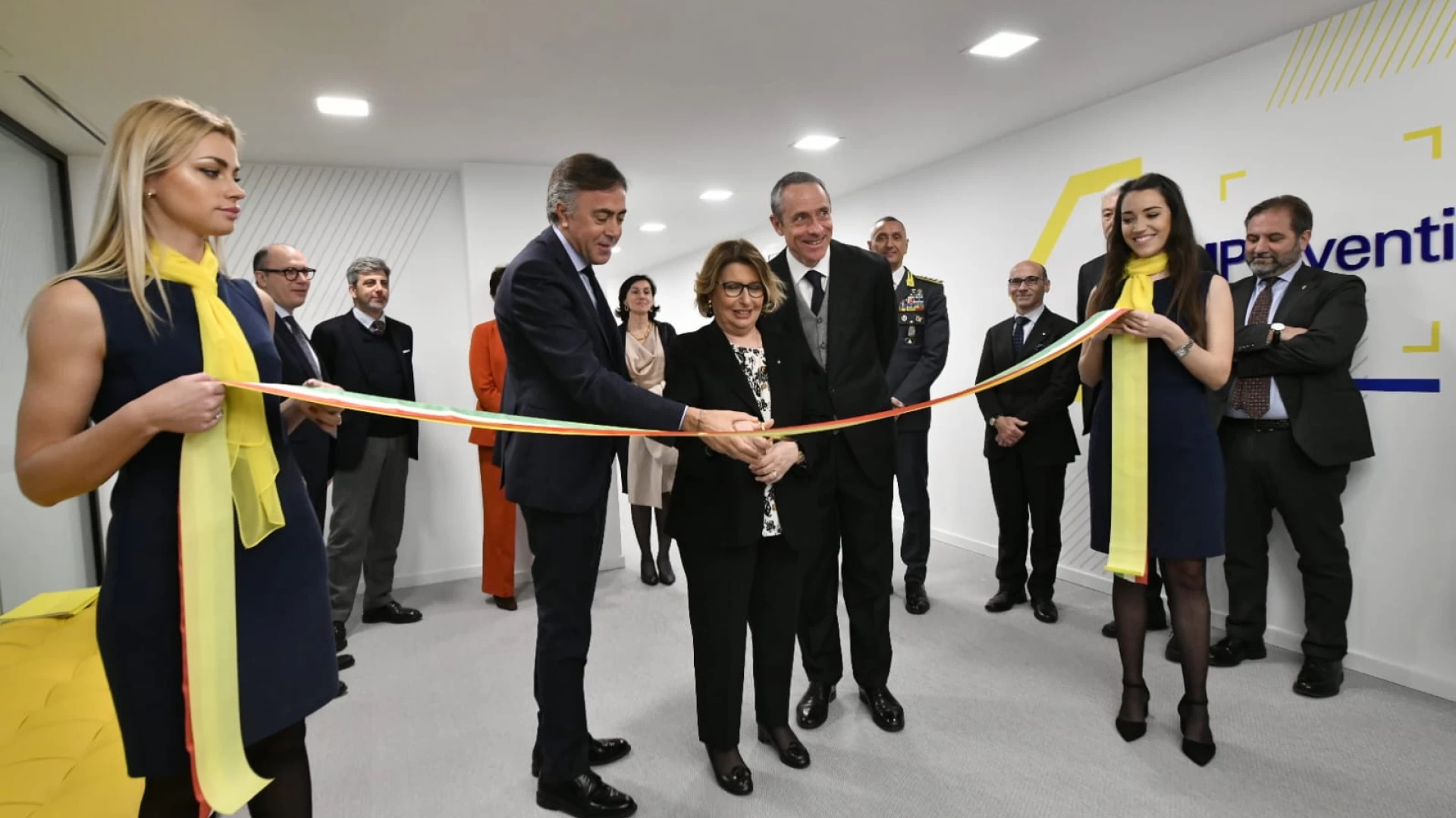 Poste Italiane inaugura il nuovo centro per la prevenzione delle frodi.